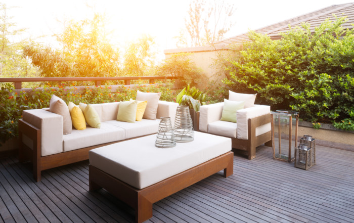 DécoWell: Comment bien choisir son mobilier de jardin ?